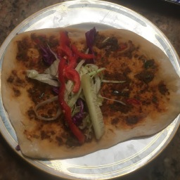 <strong>Sfeeha (Iraqi Meat Flat Bread)</strong>